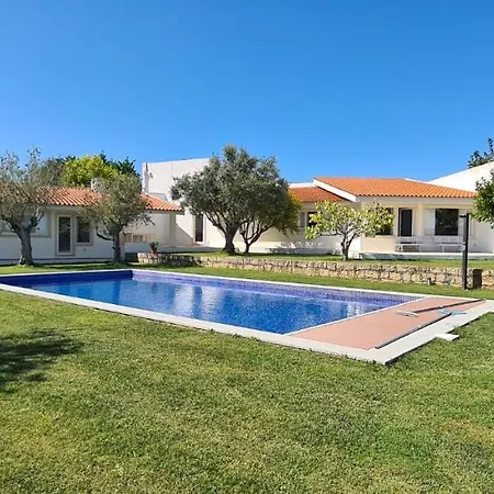 Oliveiras Villa